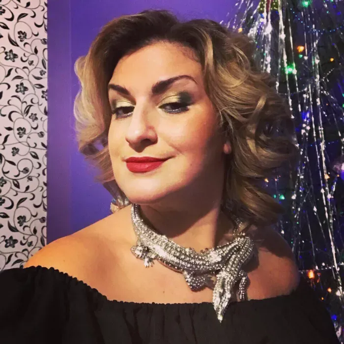 Ведущая праздников Лана Багирова САМАЯ СЕМЕЙНАЯ ВЕДУЩАЯ! 630-144